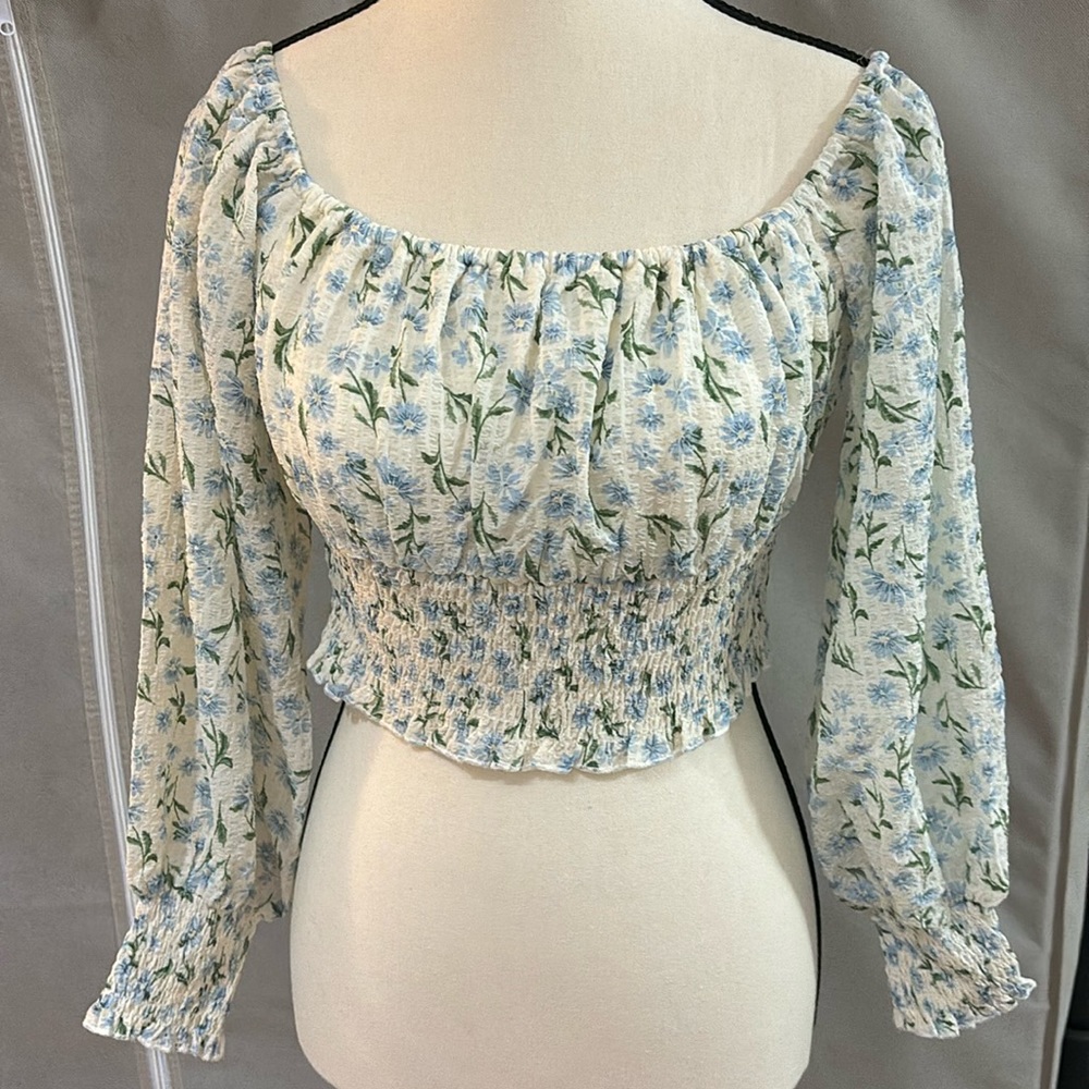 Women crop tops